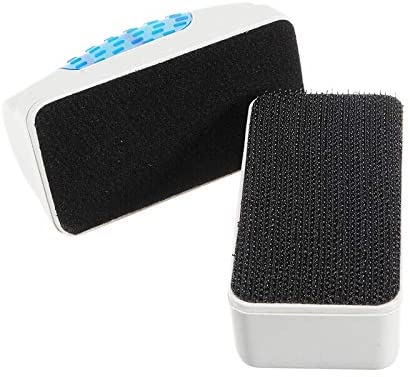 Magnetic aquarium fish tank brush with algae scraper